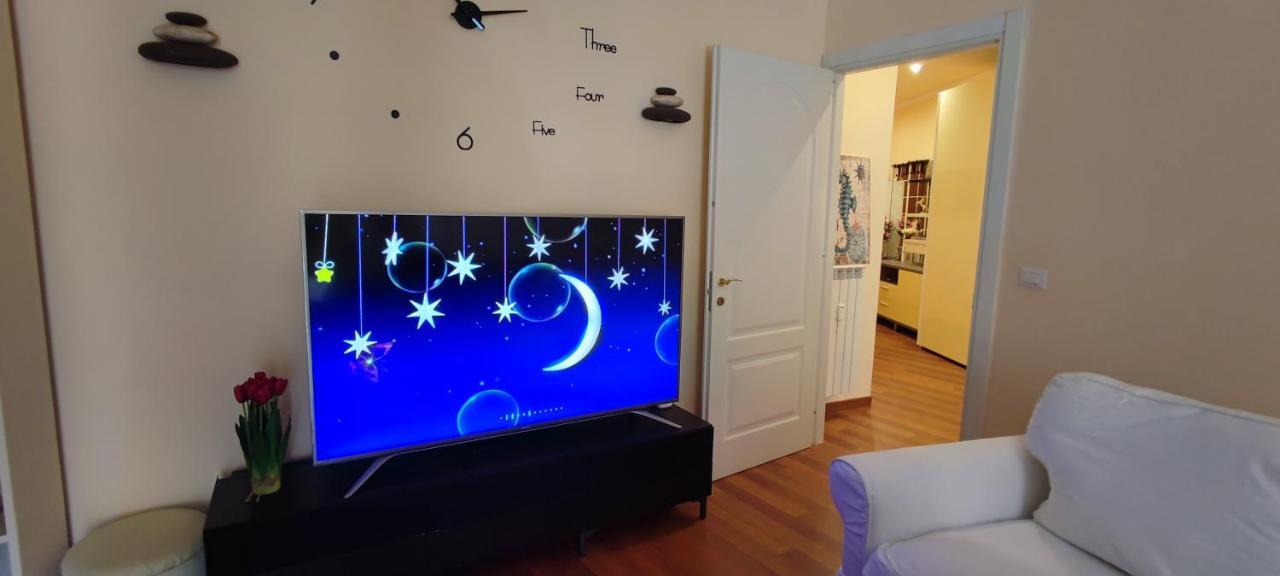 Azzurra Holiday Home - 850 M Al Mare - 75 Mq - Balconata Vivibile - Wi-Fi - Pay Tv Gratis - Posteggio Auto Condominiale Non Assegnato Rapallo Eksteriør billede