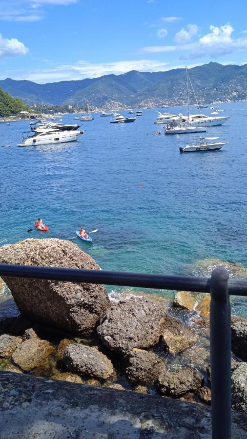 Azzurra Holiday Home - 850 M Al Mare - 75 Mq - Balconata Vivibile - Wi-Fi - Pay Tv Gratis - Posteggio Auto Condominiale Non Assegnato Rapallo Eksteriør billede